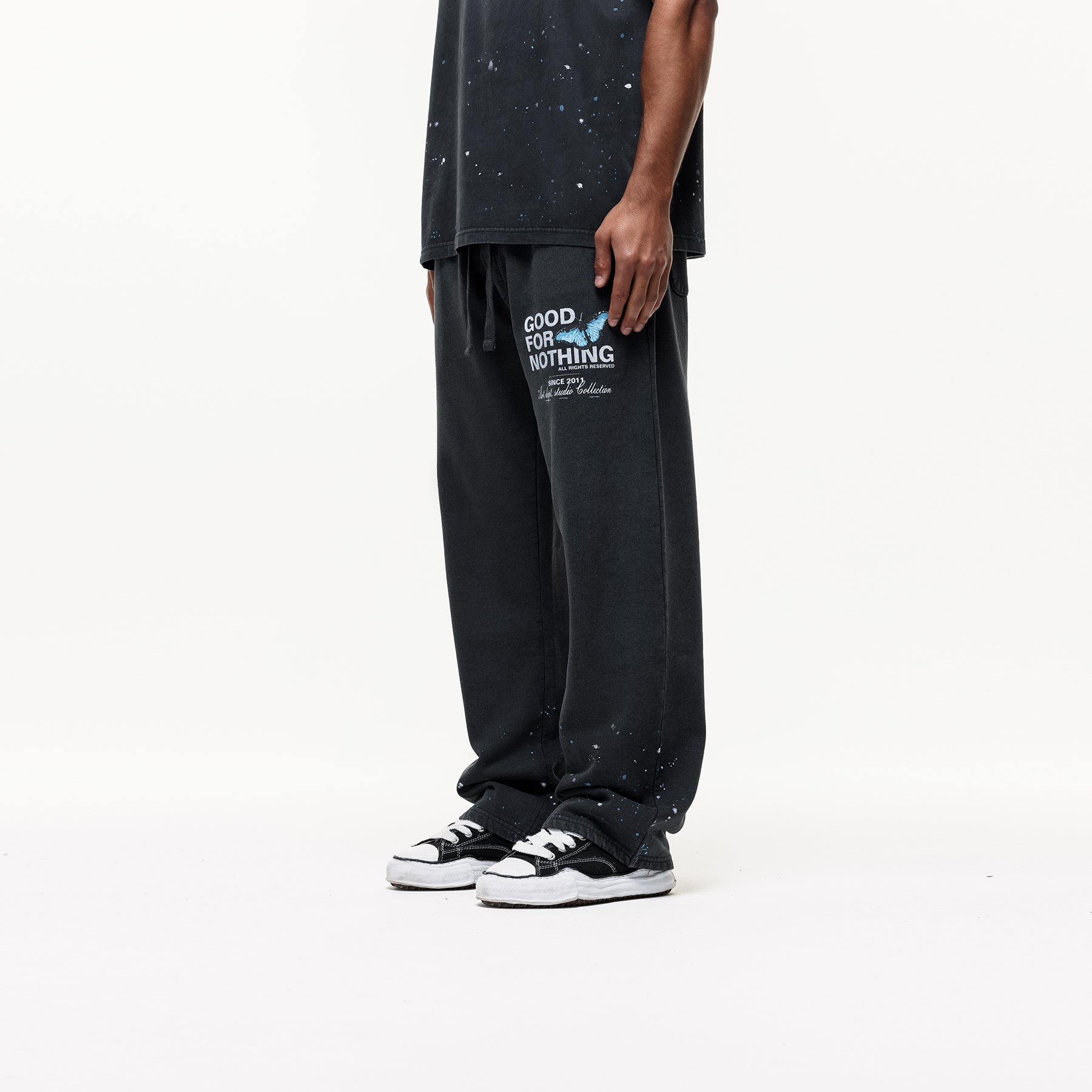 Studio Butterfly Washed Sweatpants