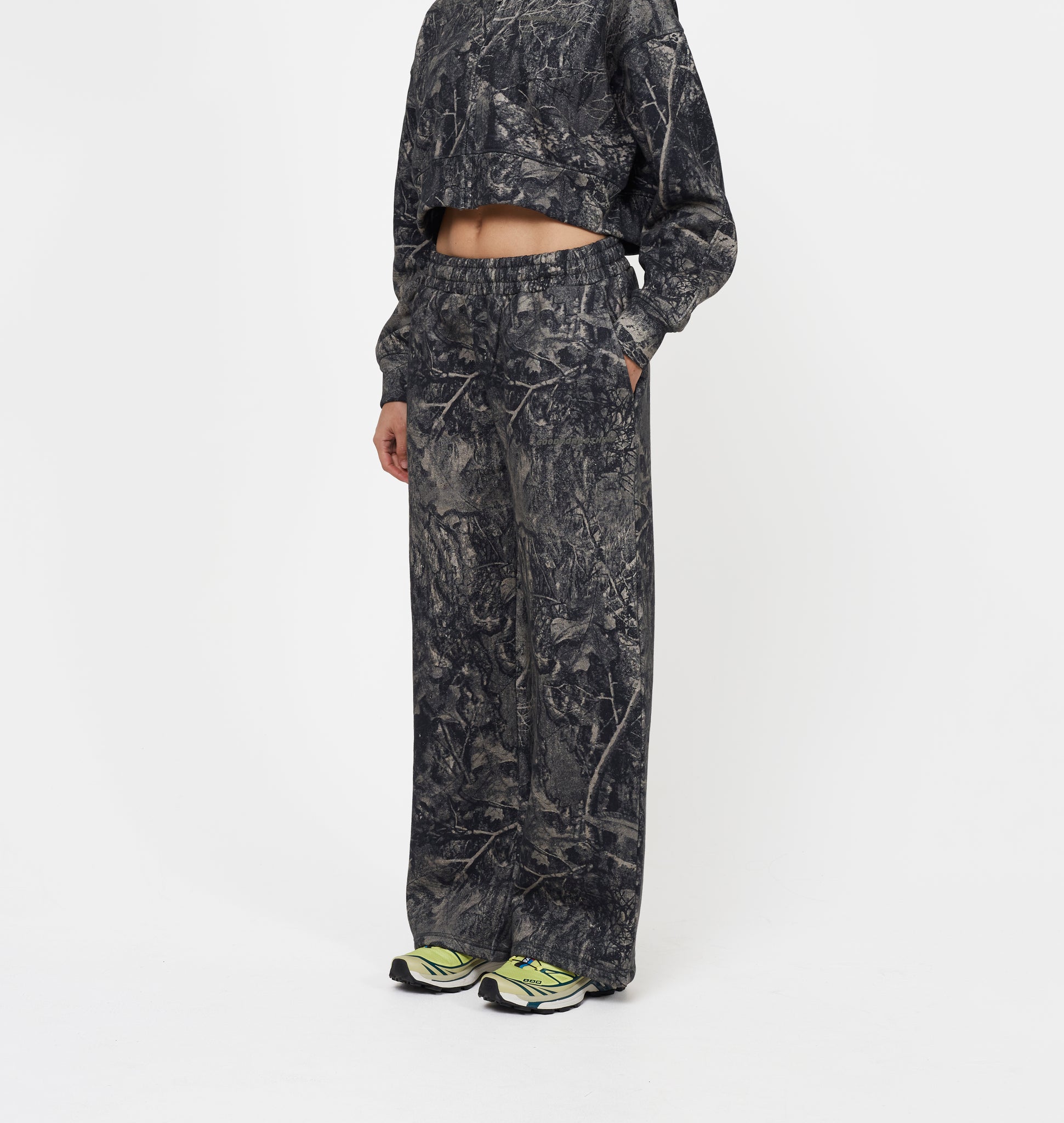 Woodland Blackout Sweatpant