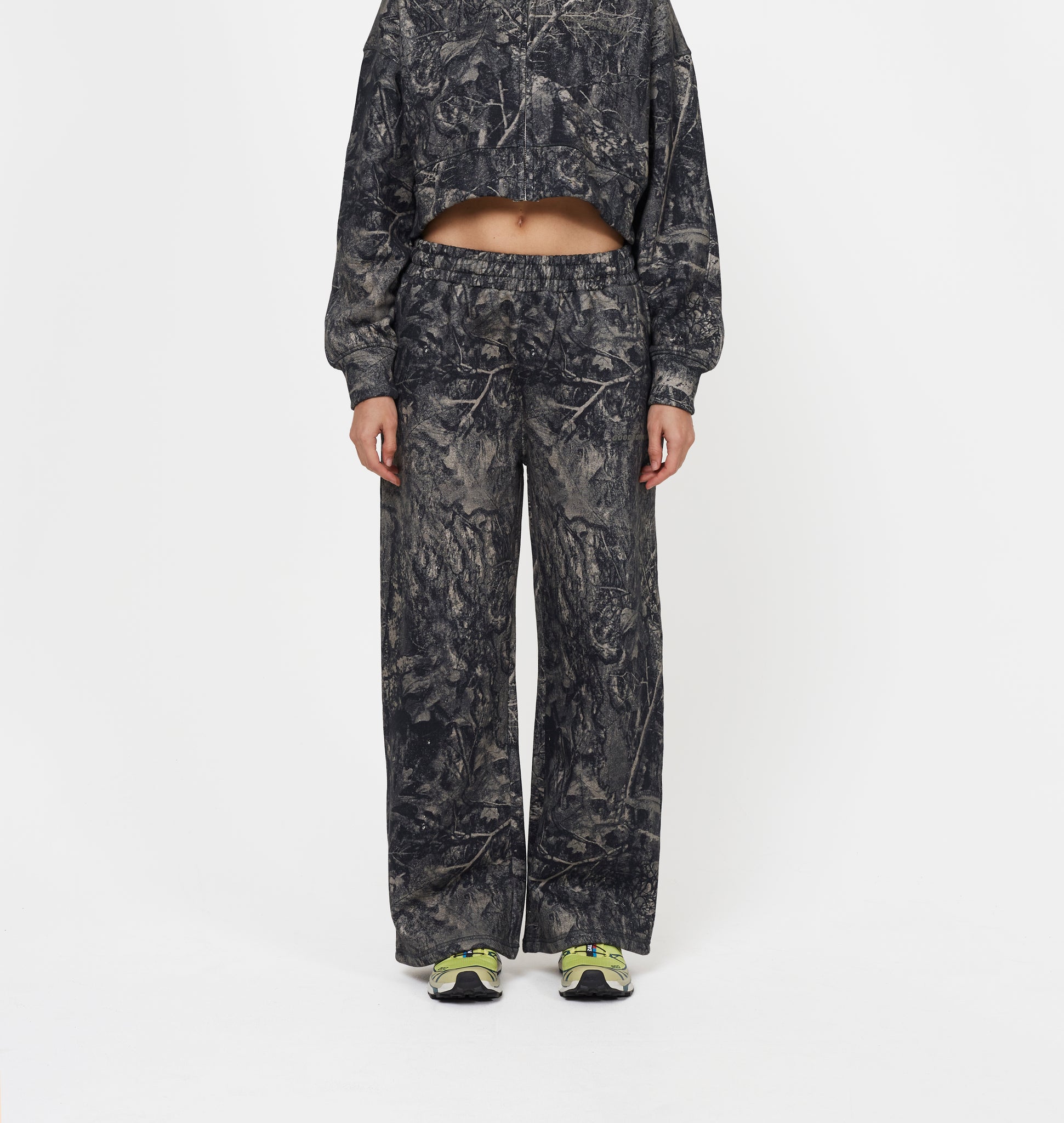 Woodland Blackout Sweatpant