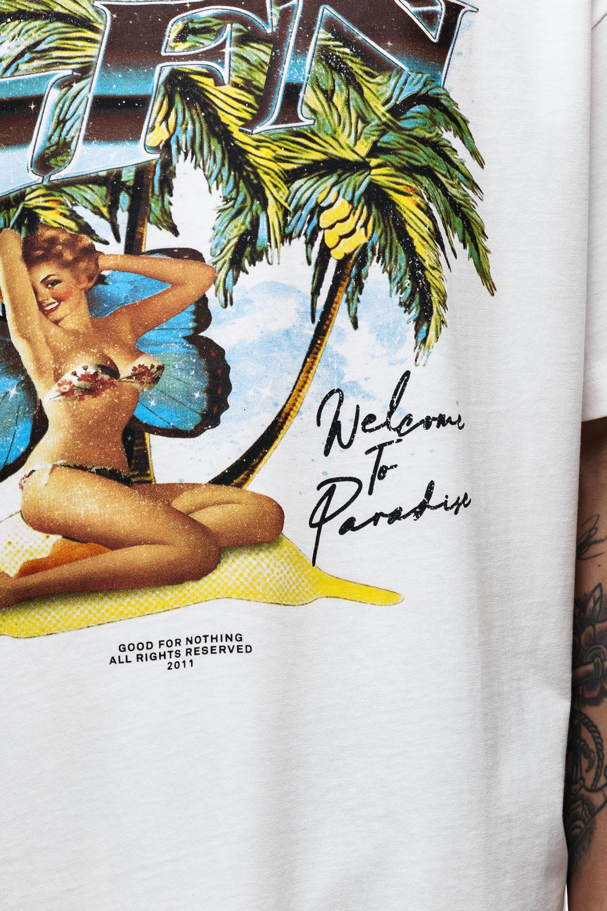 Oversized Dreamland Off White T-shirt