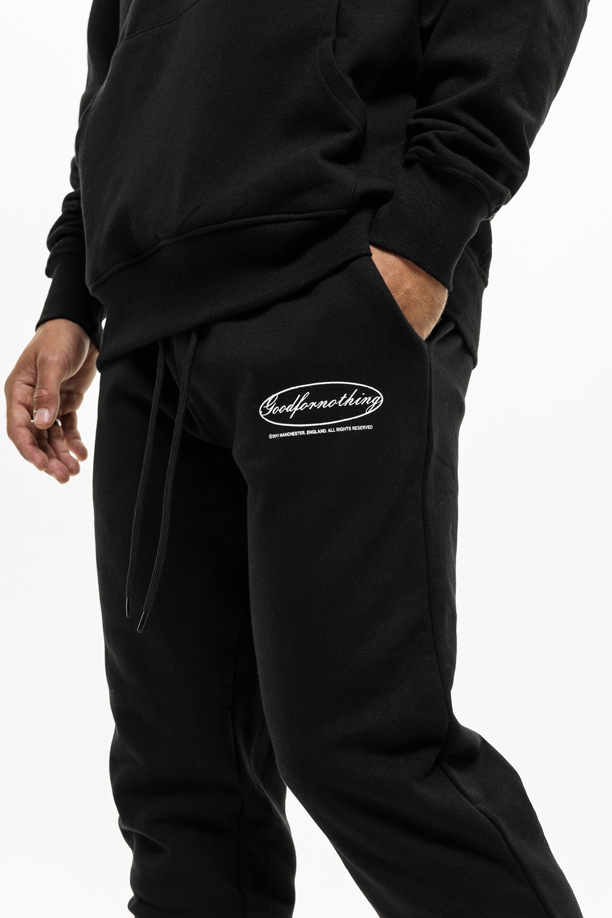 Sustainable Oval Black Jogger